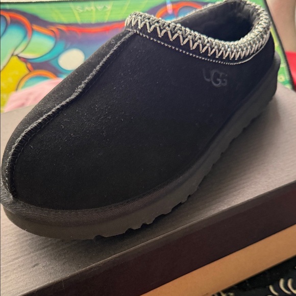 UGG Black Tasman Shoes new in box - Picture 2 of 8